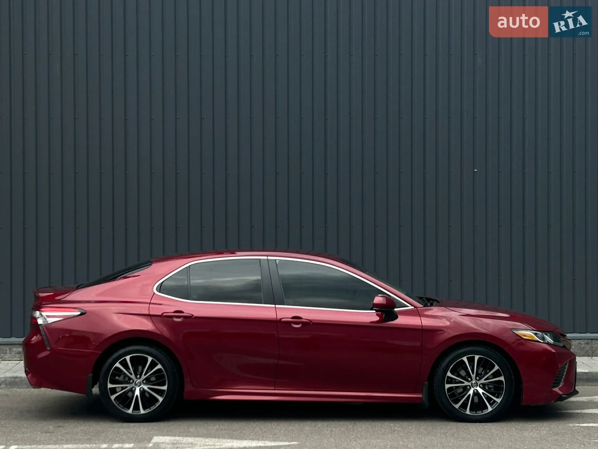 2018 Toyota Camry - мініатюра 8