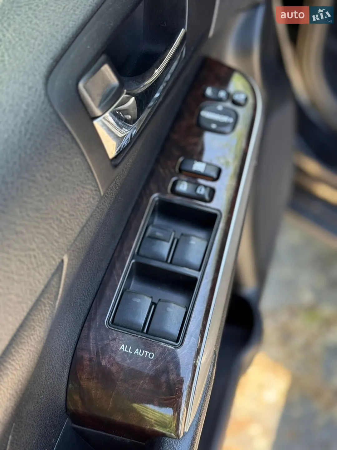 2015 Toyota Camry - мініатюра 29