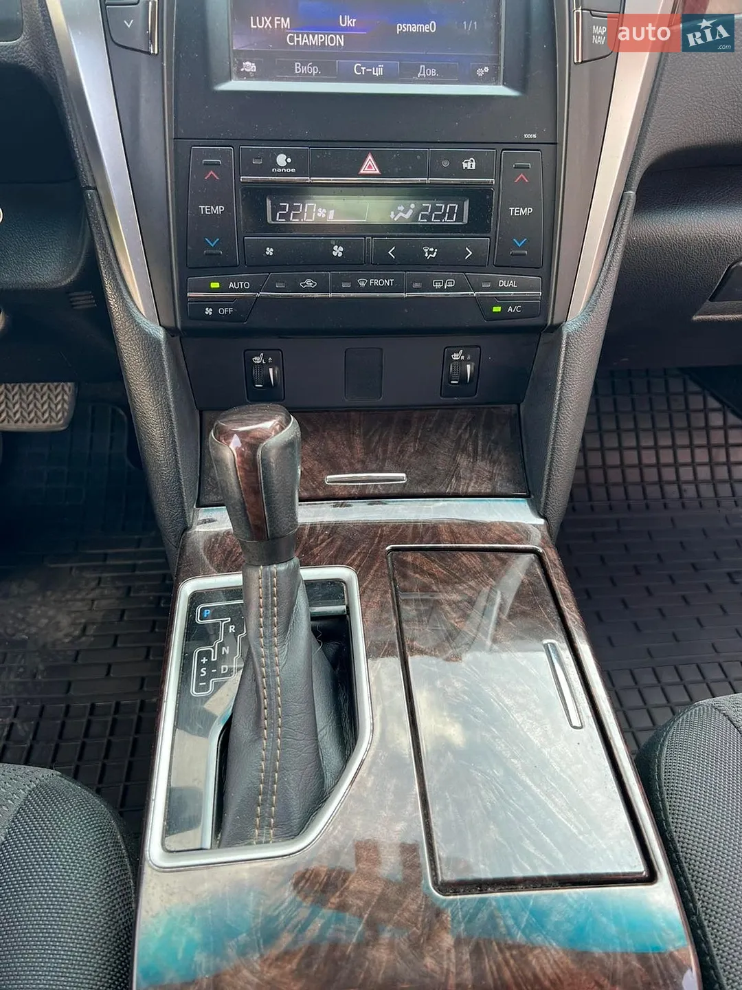 2016 Toyota Camry - мініатюра 4