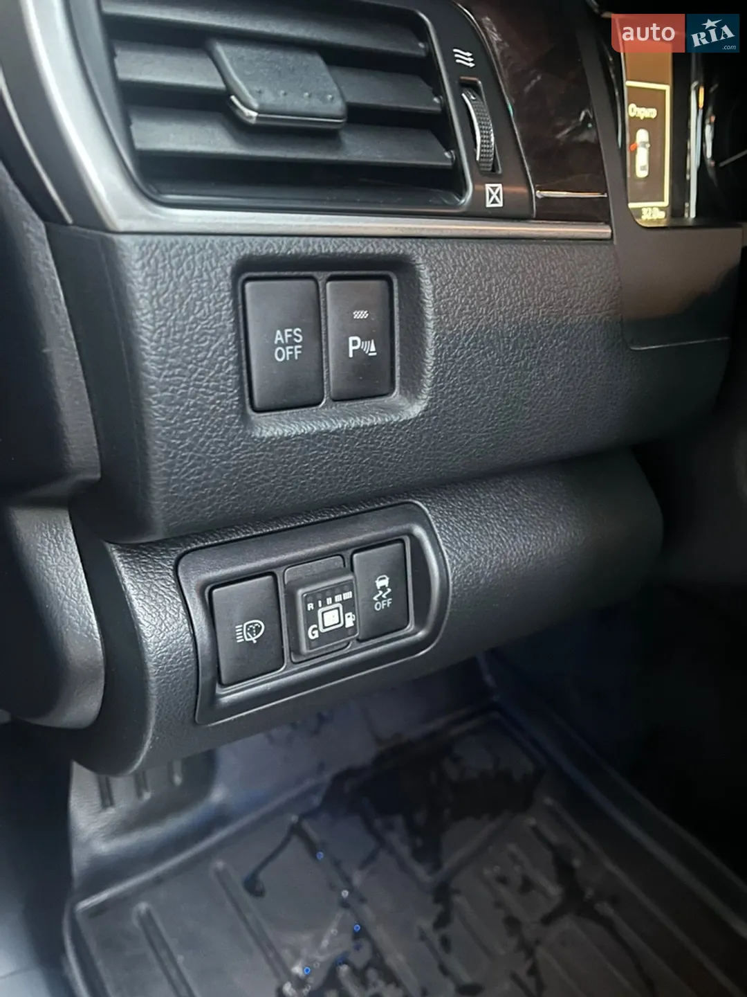 2016 Toyota Camry - мініатюра 21