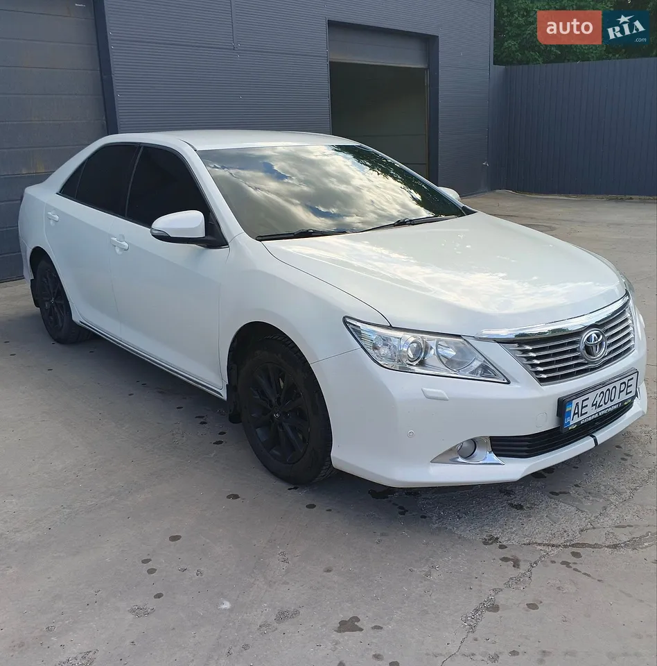 2014 Toyota Camry - мініатюра 22