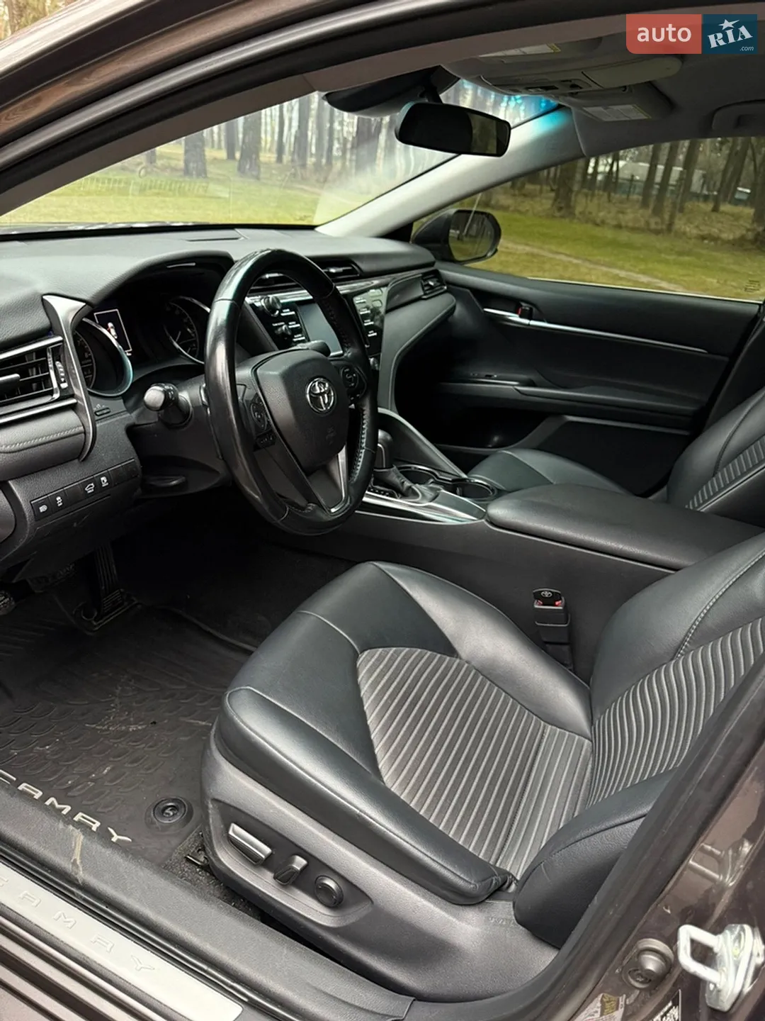2018 Toyota Camry - мініатюра 31