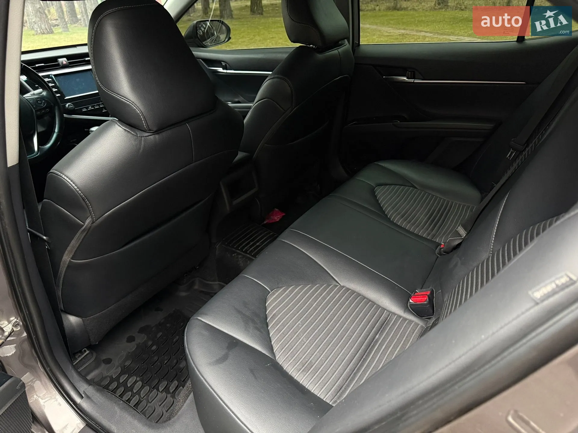 2018 Toyota Camry - мініатюра 36