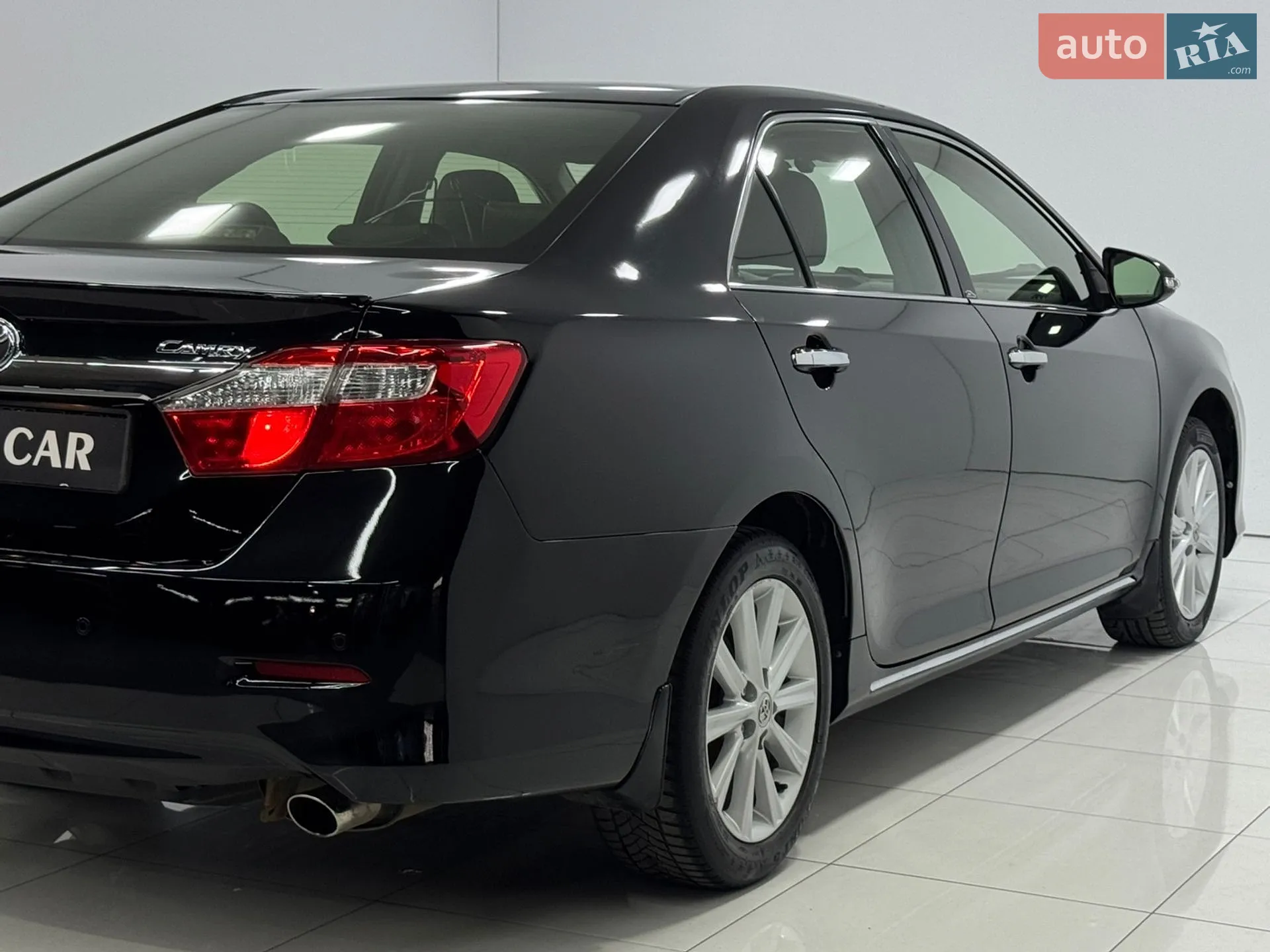 2014 Toyota Camry - мініатюра 20