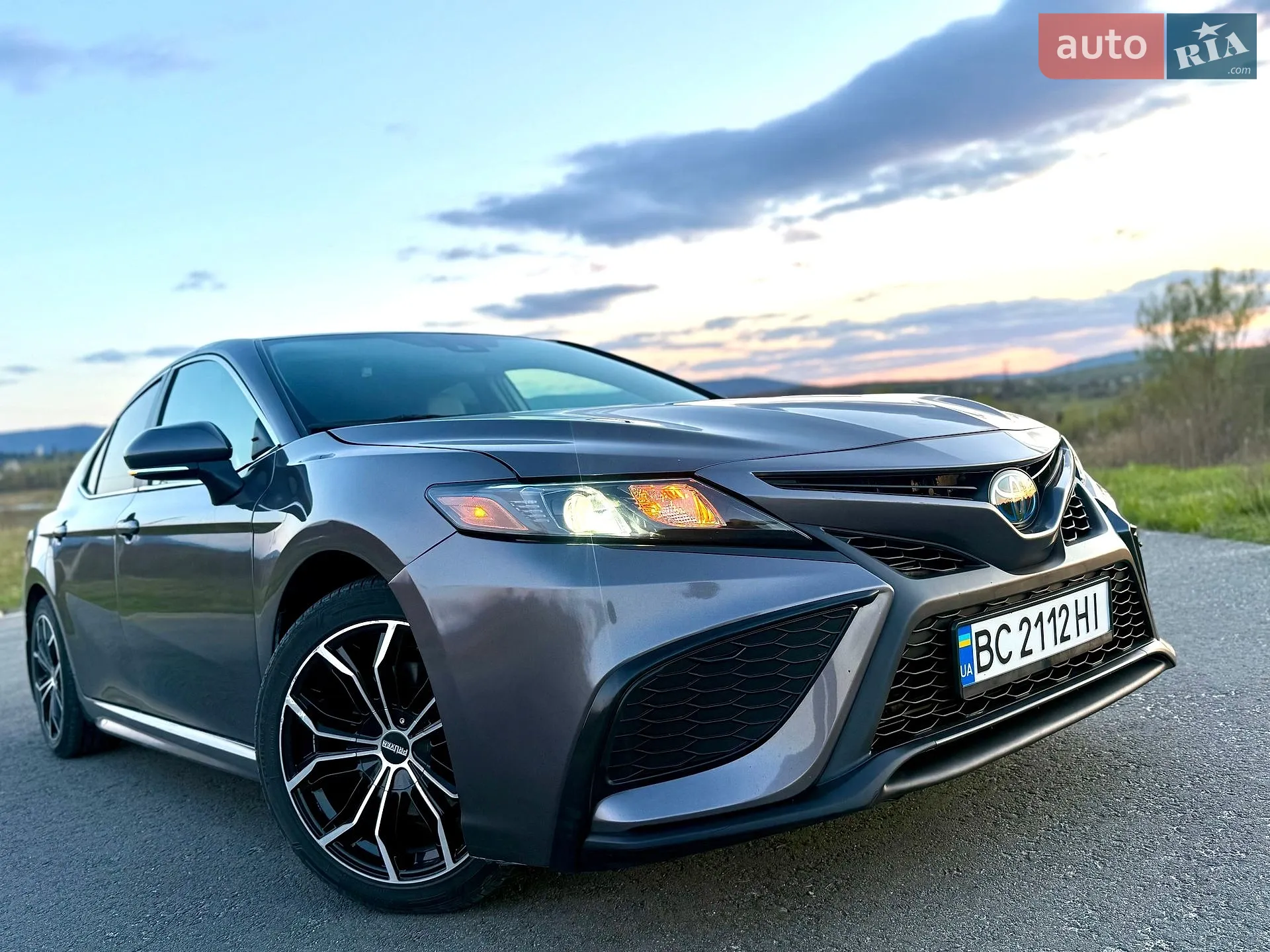 2023 Toyota Camry - мініатюра 3