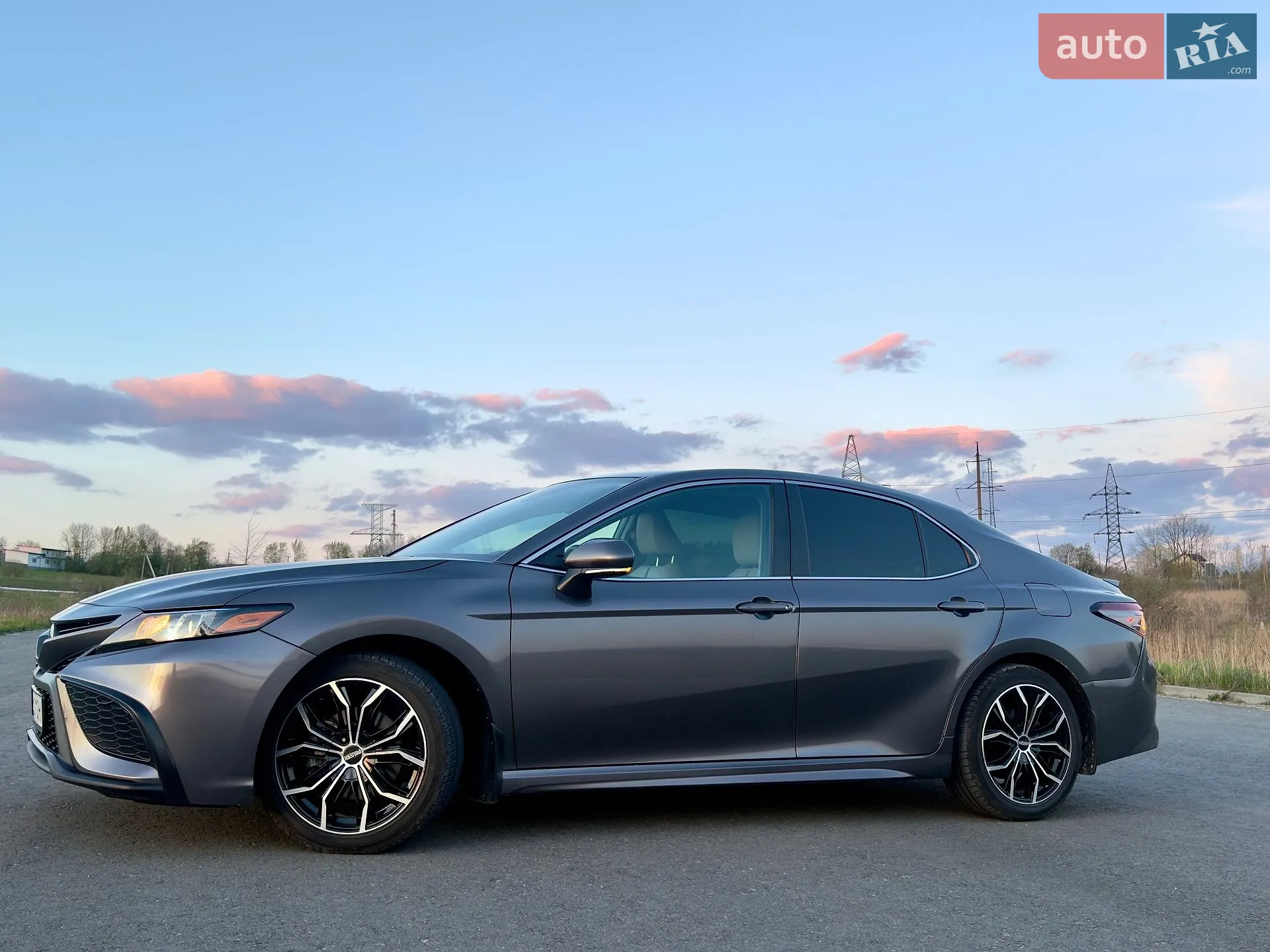2023 Toyota Camry - мініатюра 17