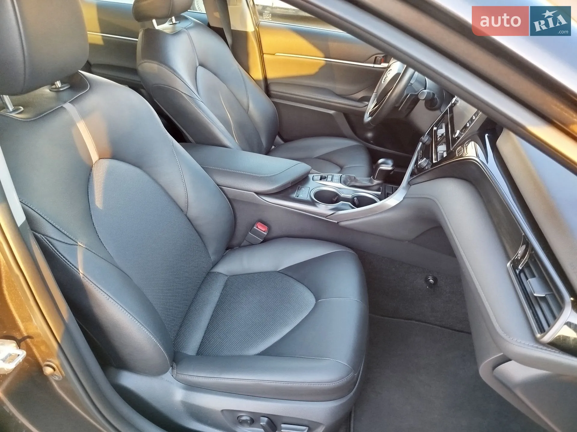 2021 Toyota Camry - мініатюра 23