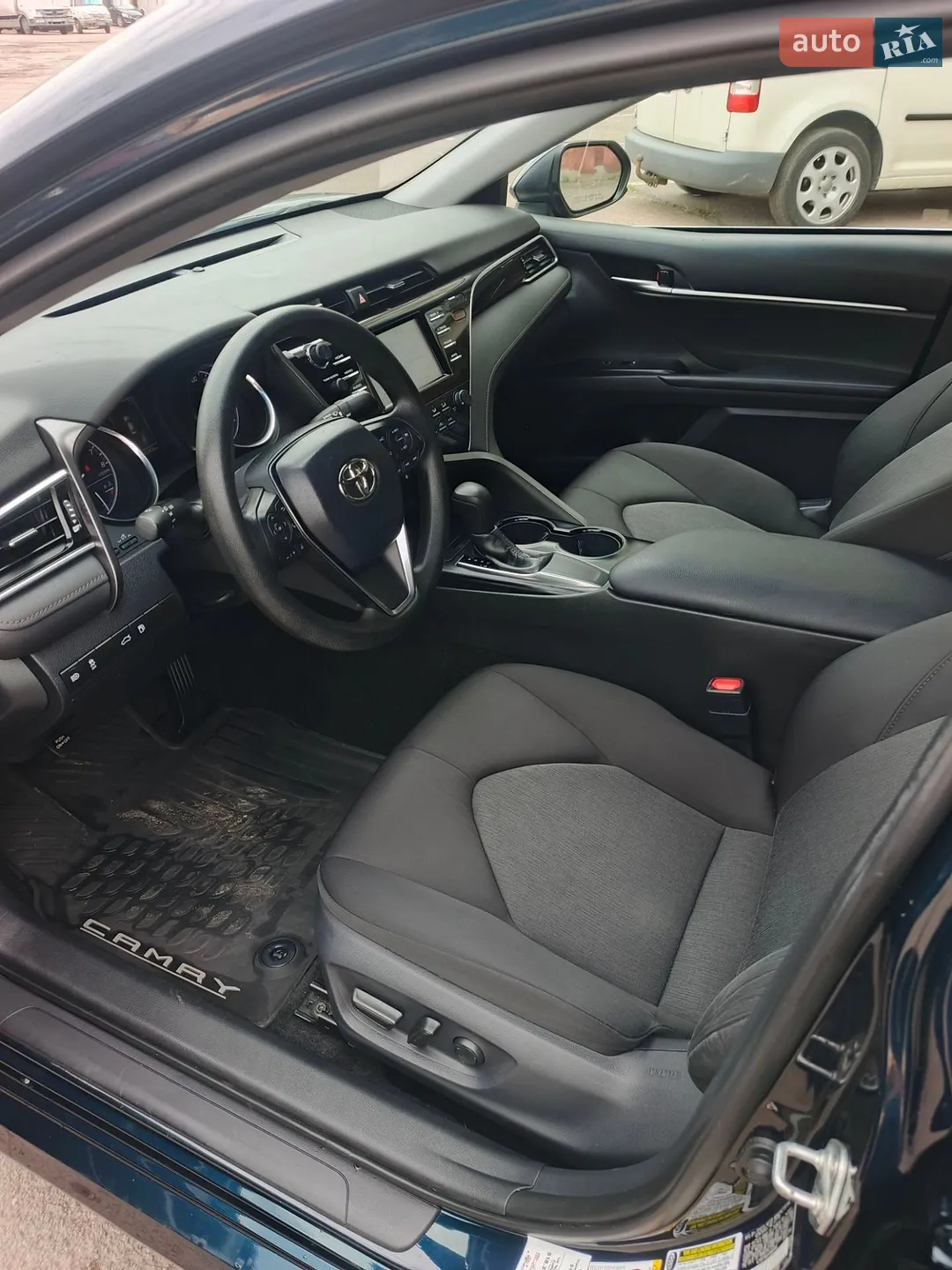 2018 Toyota Camry - мініатюра 13