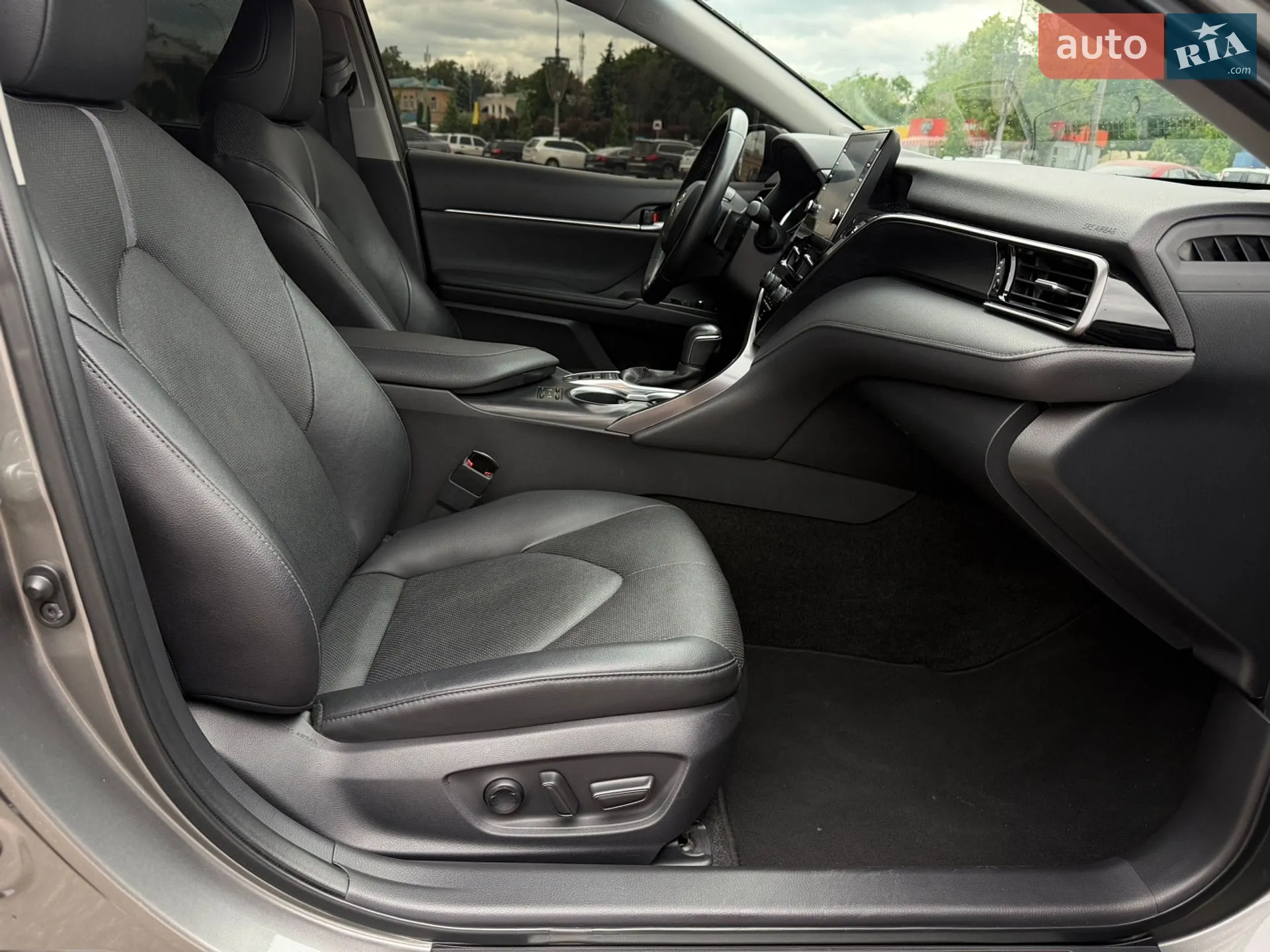 2022 Toyota Camry - мініатюра 39
