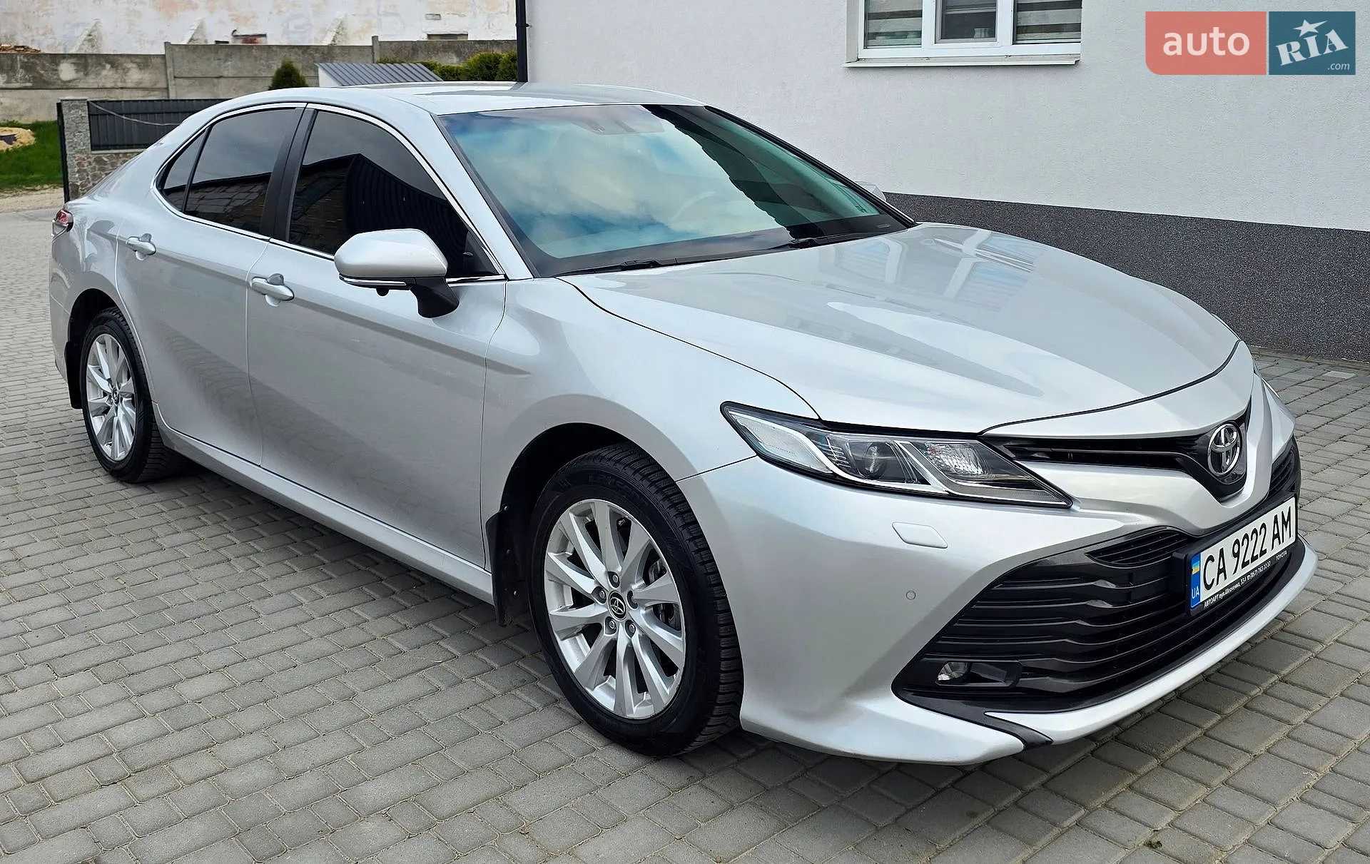 2017 Toyota Camry - фото 1