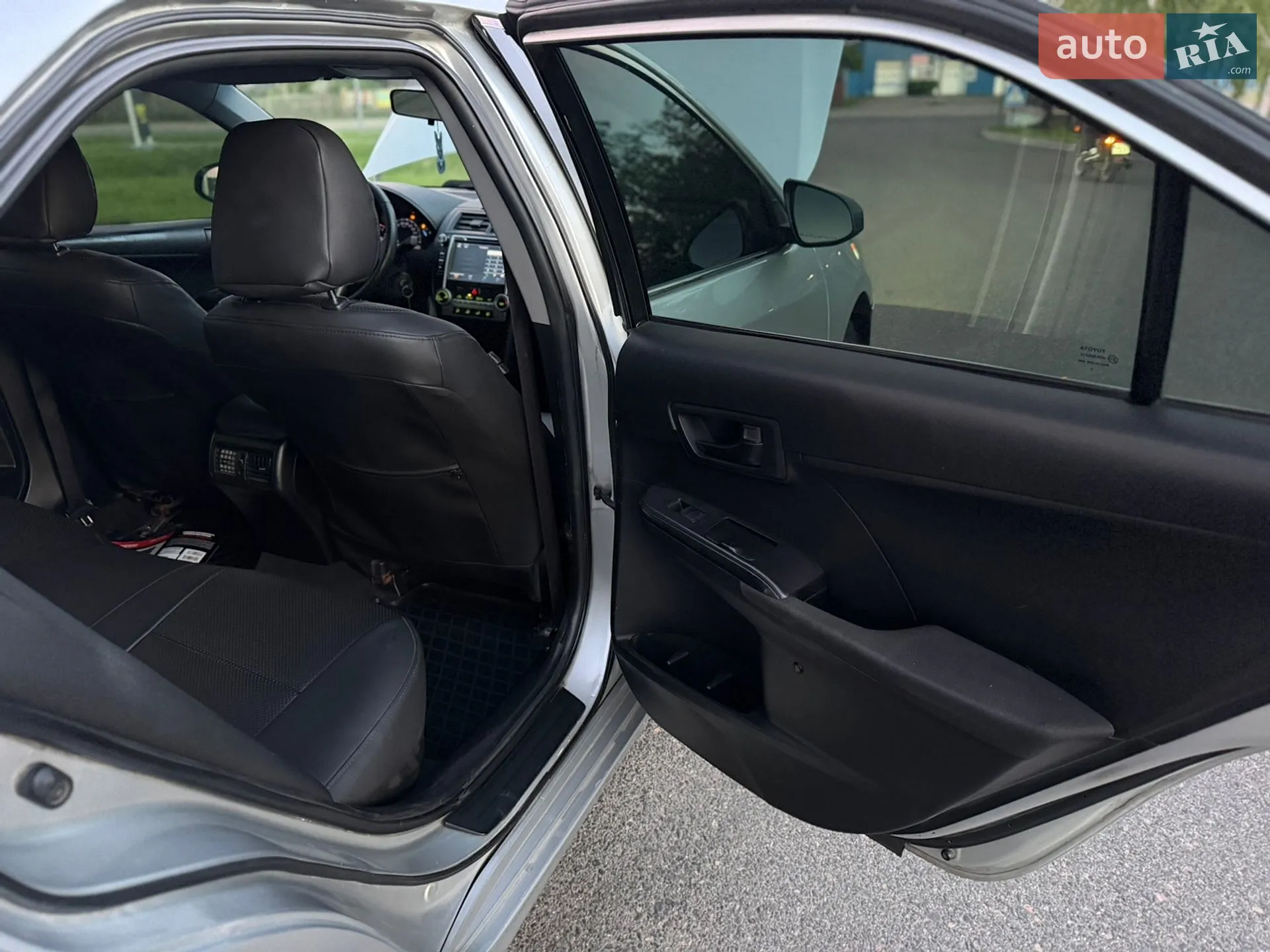 2014 Toyota Camry - мініатюра 24