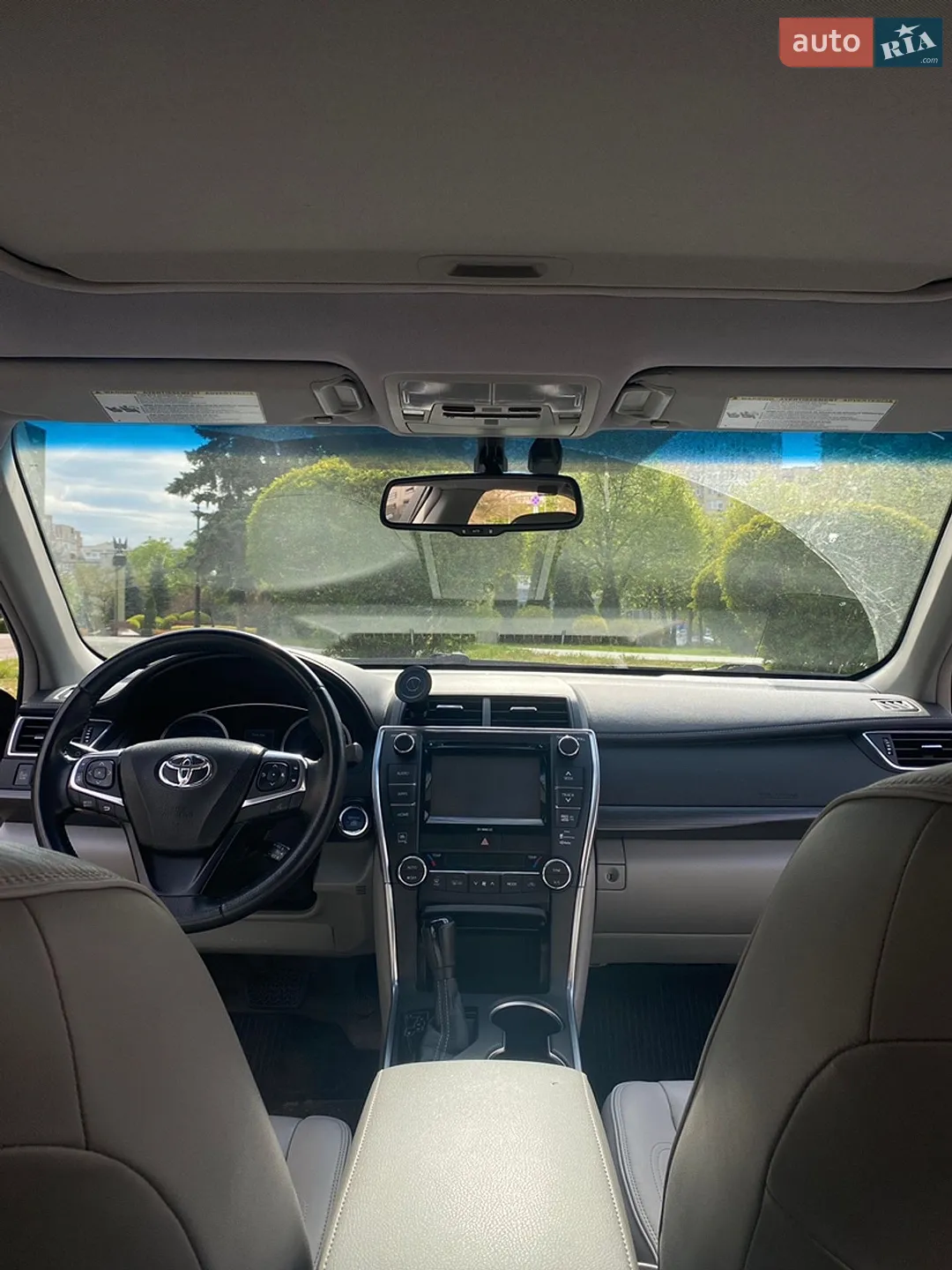 2016 Toyota Camry - мініатюра 19