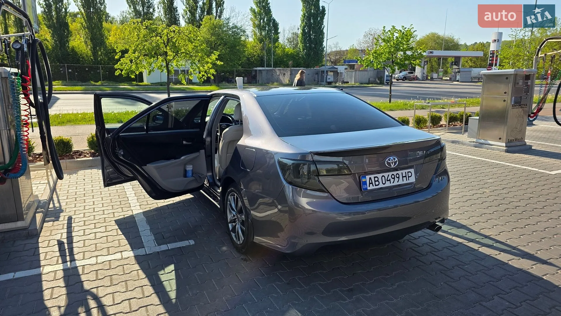 2014 Toyota Camry - мініатюра 2
