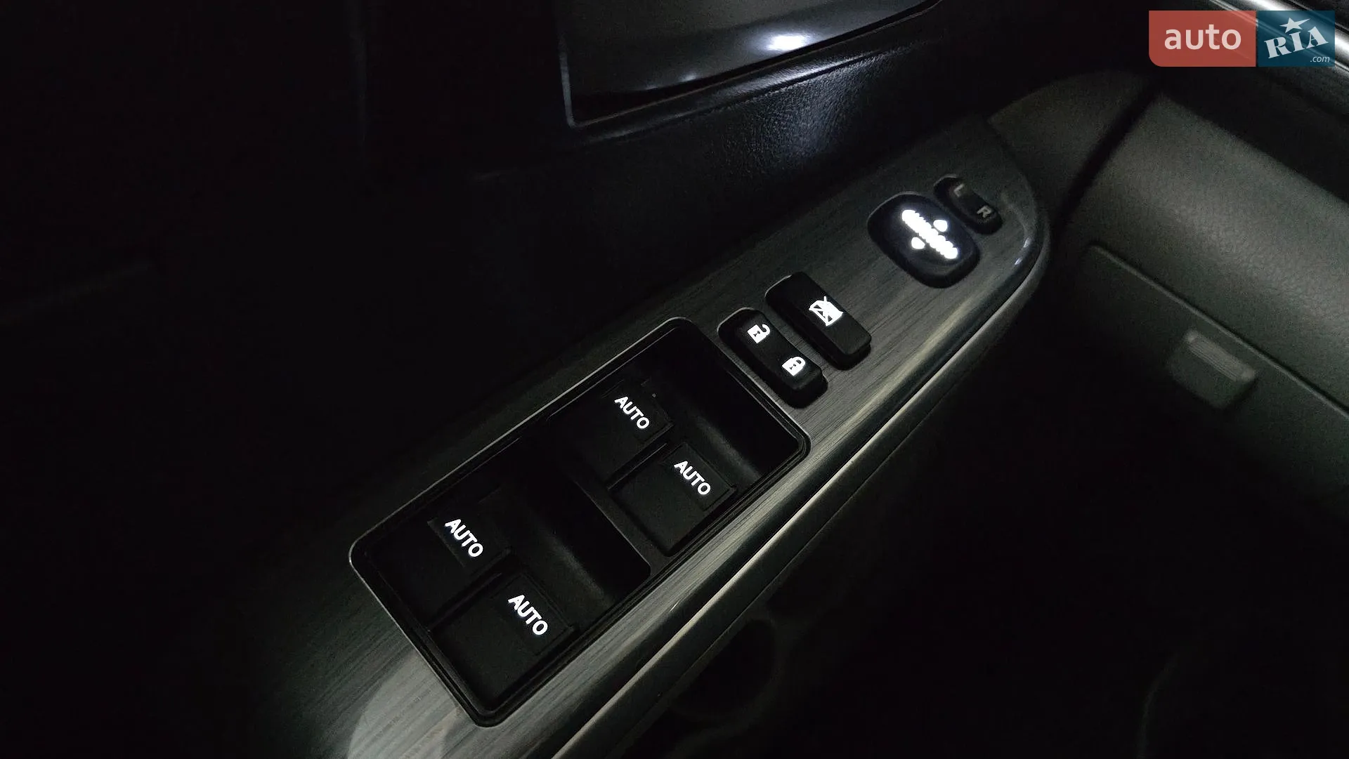 2014 Toyota Camry - мініатюра 20