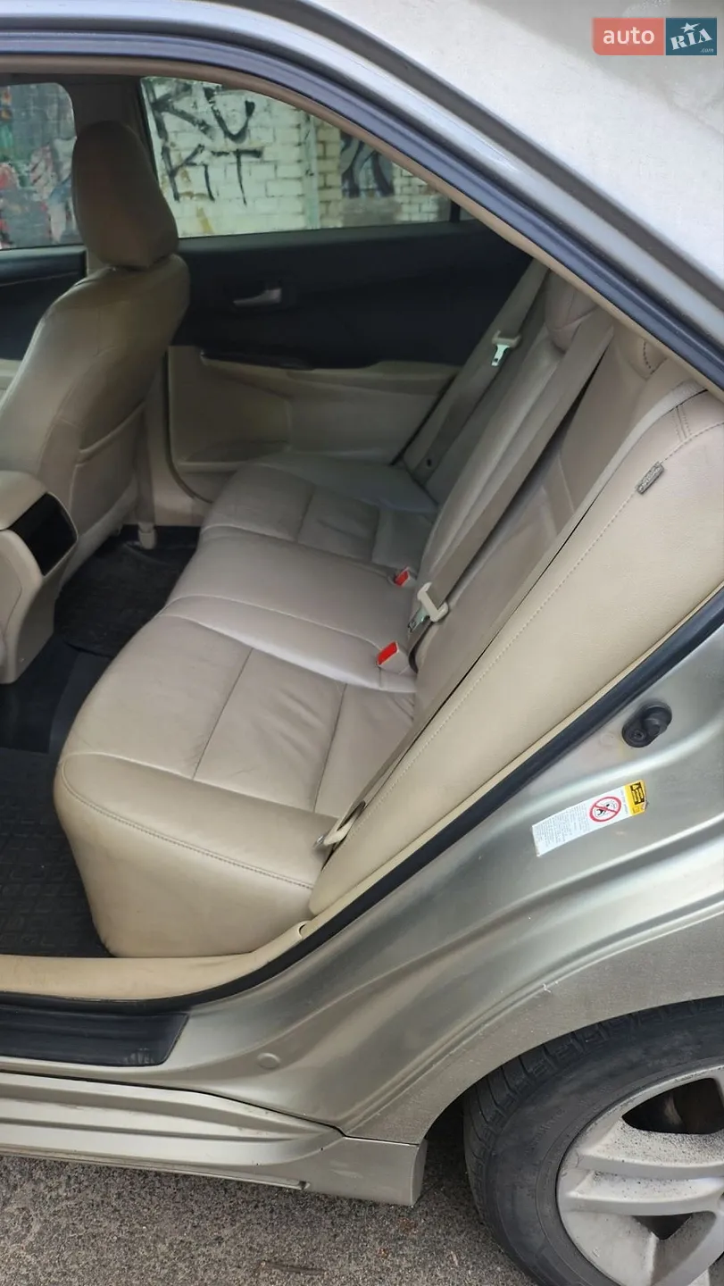 2014 Toyota Camry - мініатюра 5