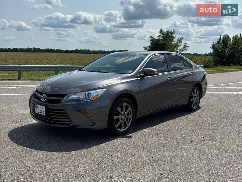 Toyota Camry 2015