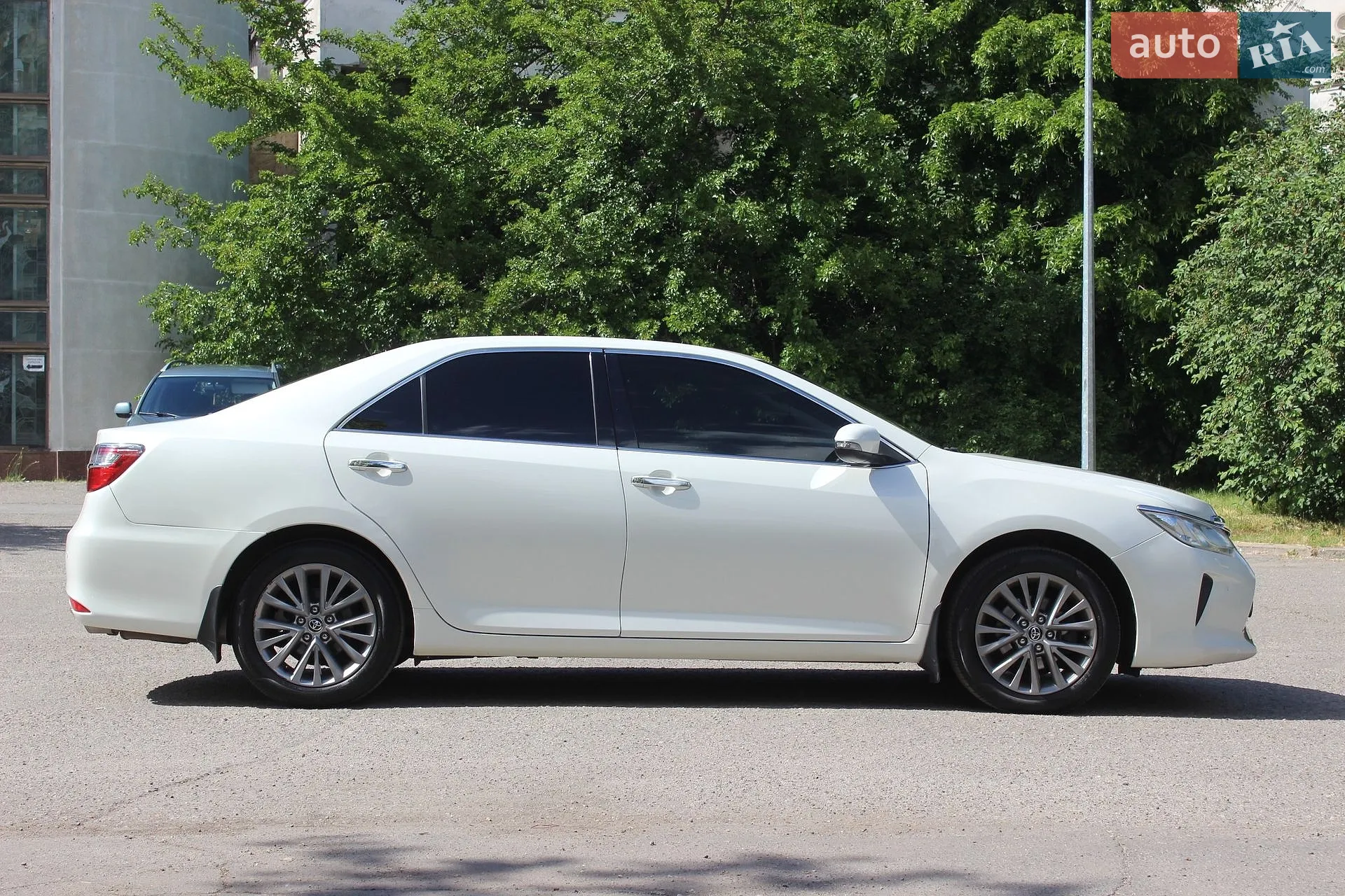 2016 Toyota Camry - мініатюра 9