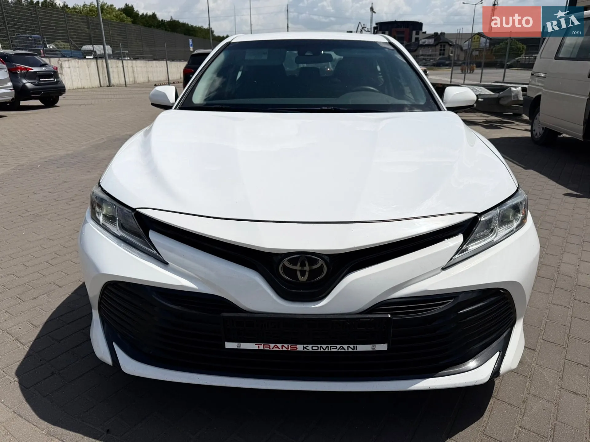 2018 Toyota Camry - мініатюра 3