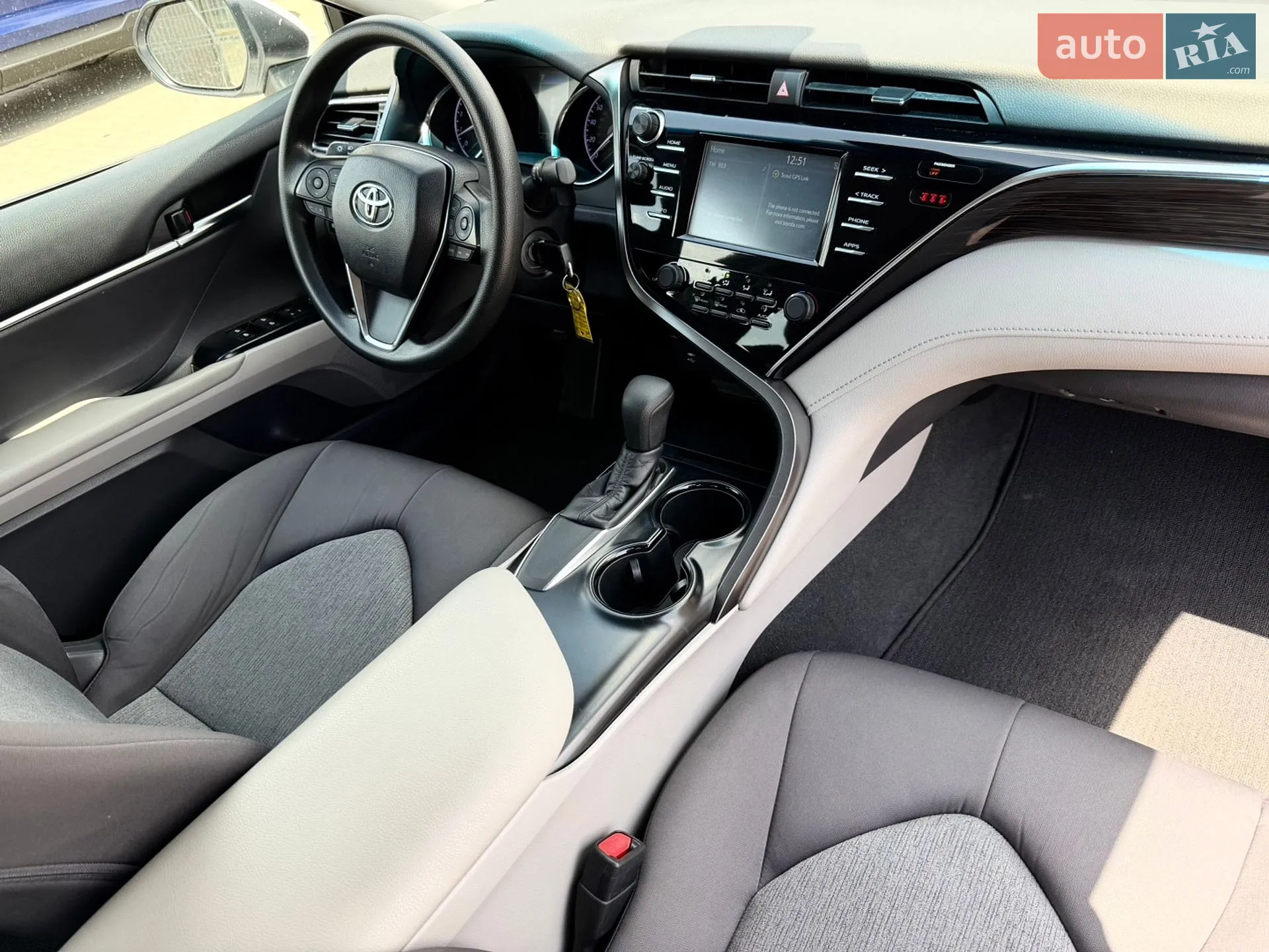 2018 Toyota Camry - мініатюра 26