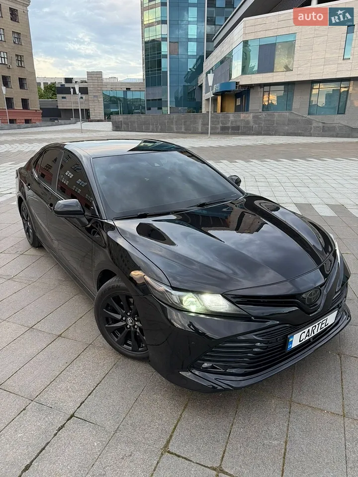 2016 Toyota Camry - мініатюра 6