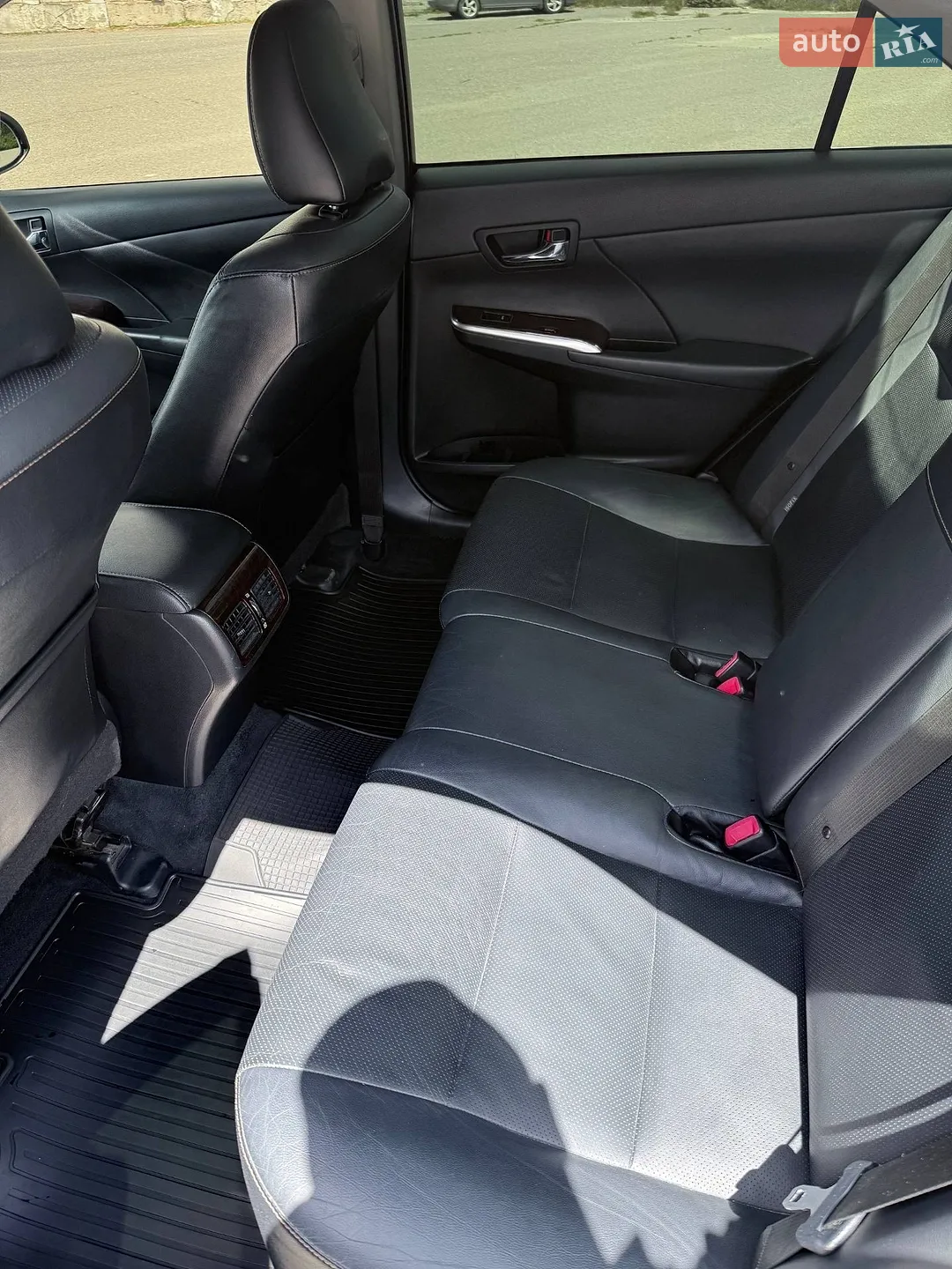 2015 Toyota Camry - мініатюра 16