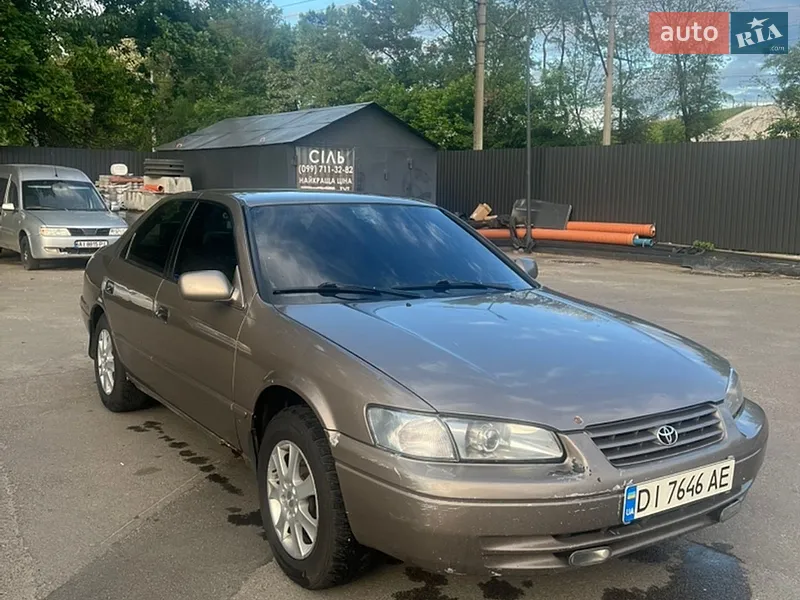 Toyota Camry 1999