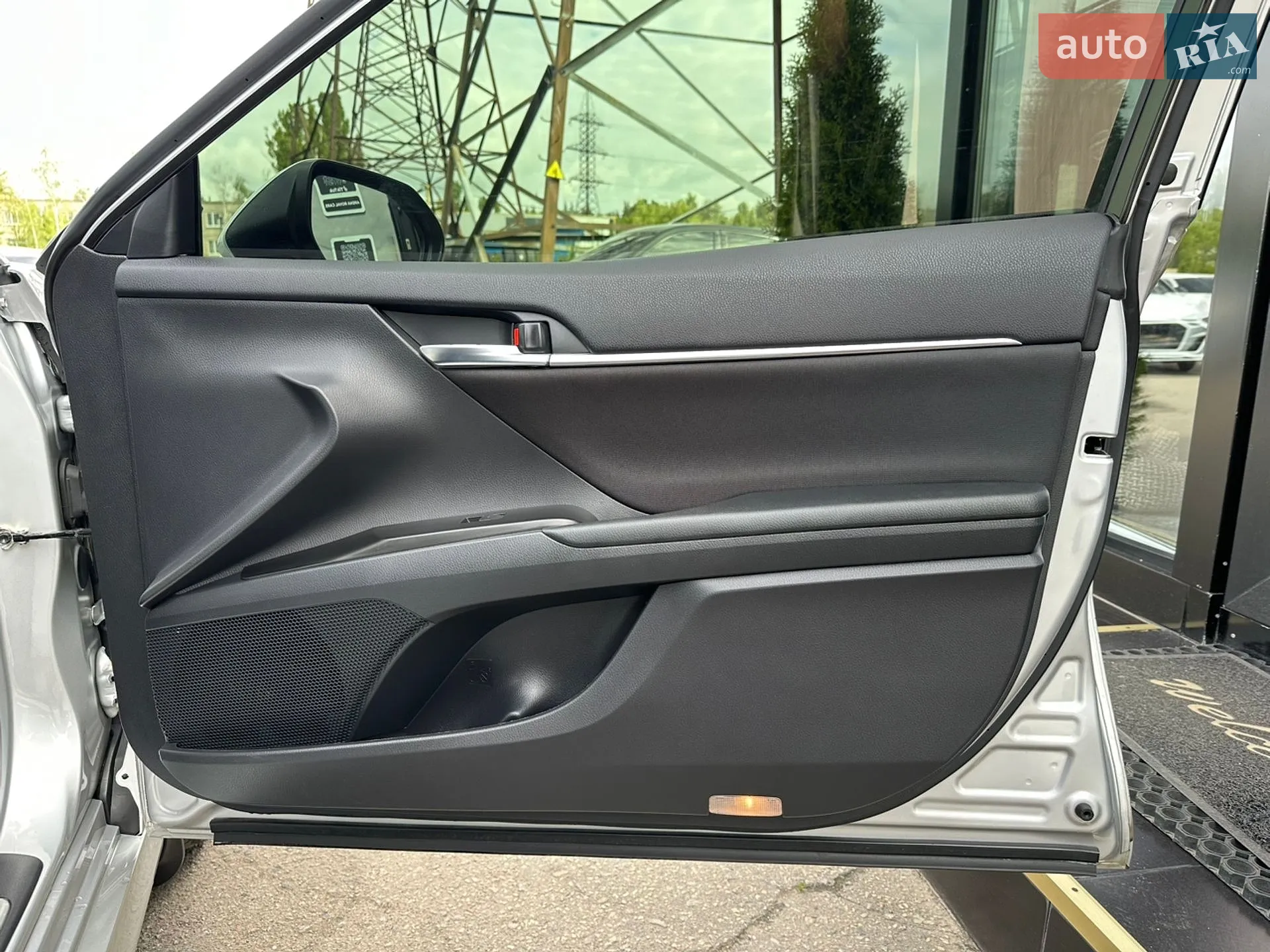 2022 Toyota Camry - мініатюра 25