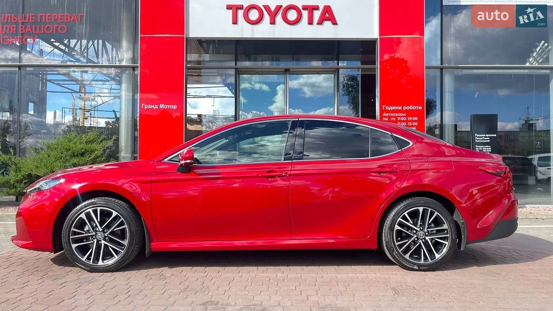 2024 Toyota Camry - мініатюра 3