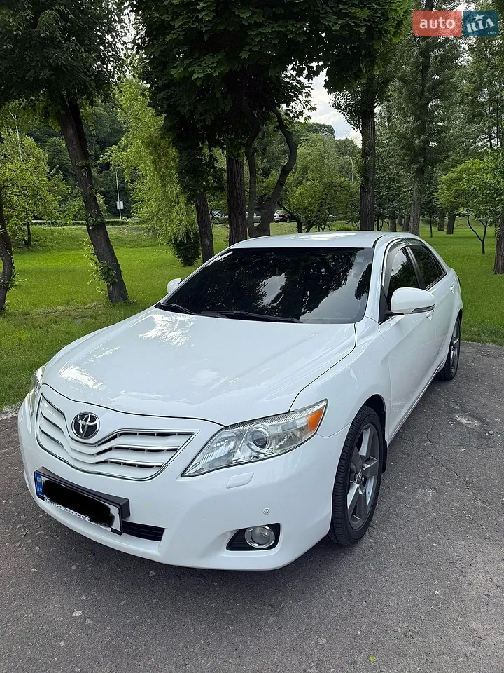 2010 Toyota Camry - мініатюра 16