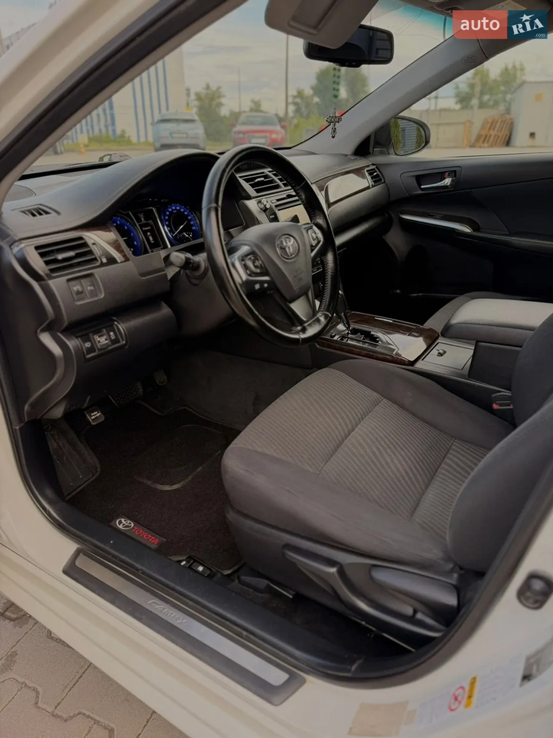 2015 Toyota Camry - мініатюра 13