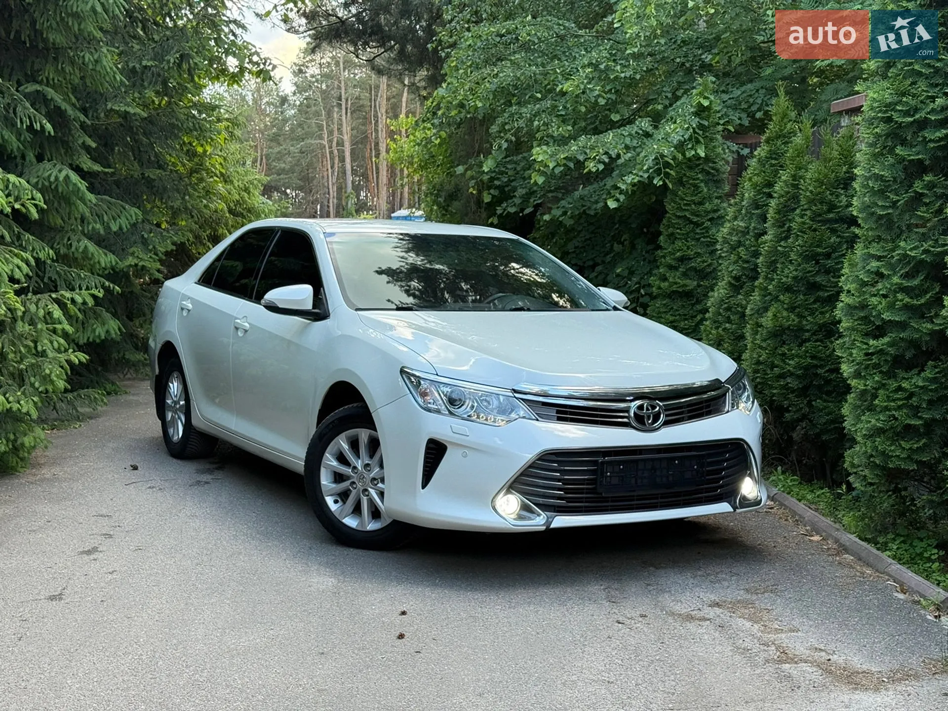2016 Toyota Camry - мініатюра 36