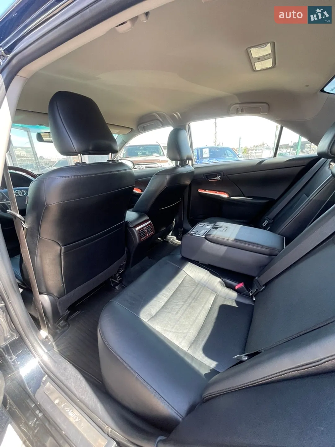 2012 Toyota Camry - мініатюра 17