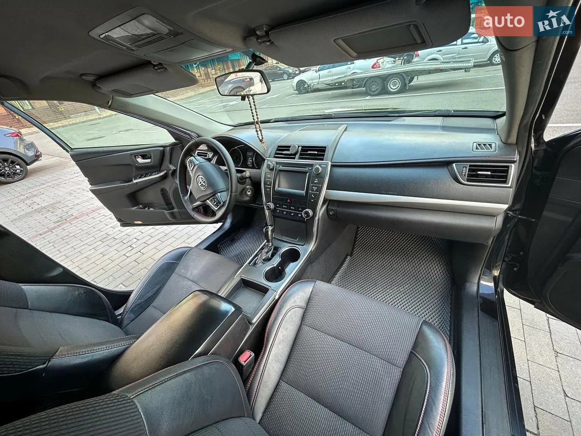 2017 Toyota Camry - мініатюра 4