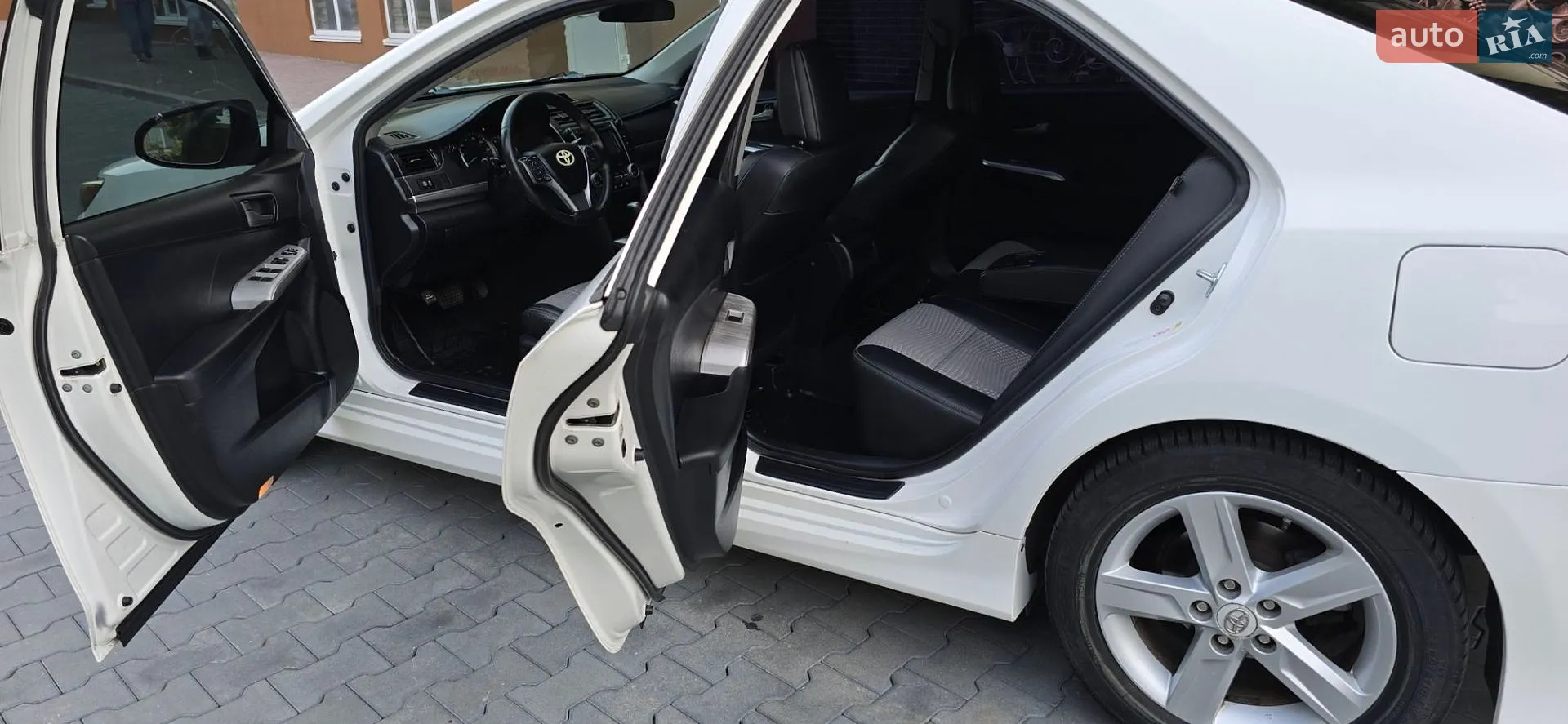 2012 Toyota Camry - мініатюра 15
