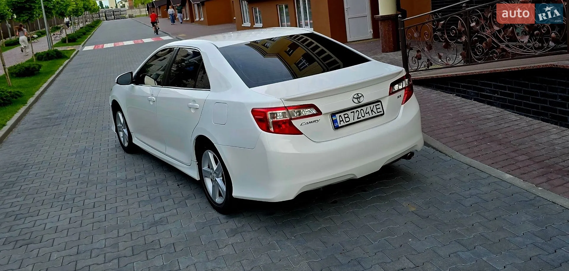 2012 Toyota Camry - мініатюра 16