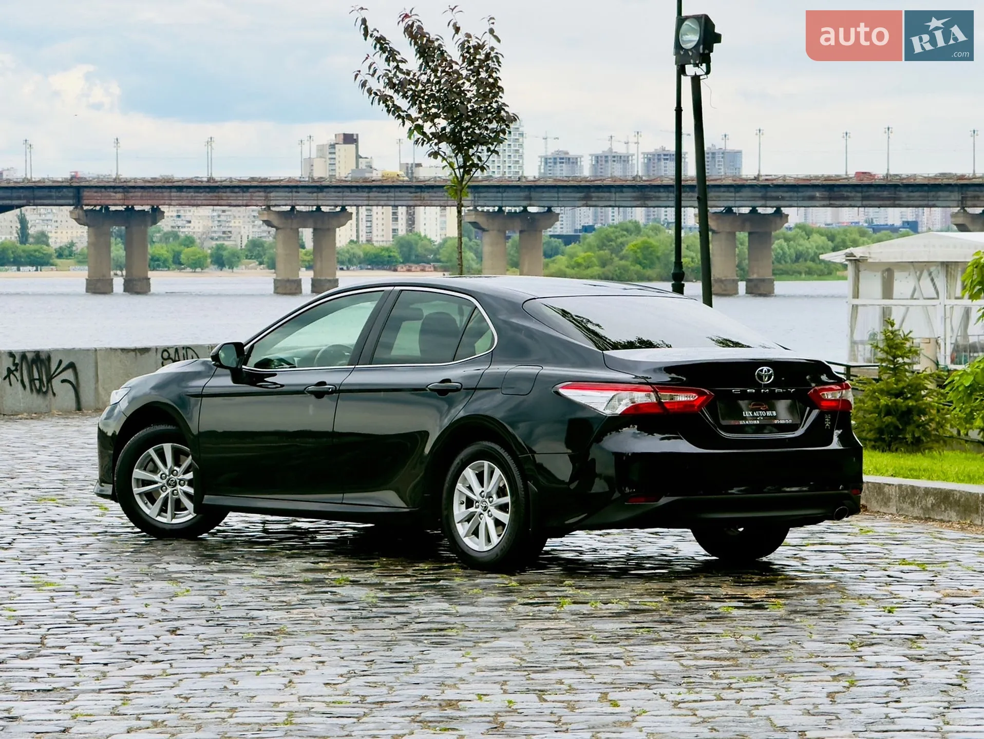 2018 Toyota Camry - мініатюра 25