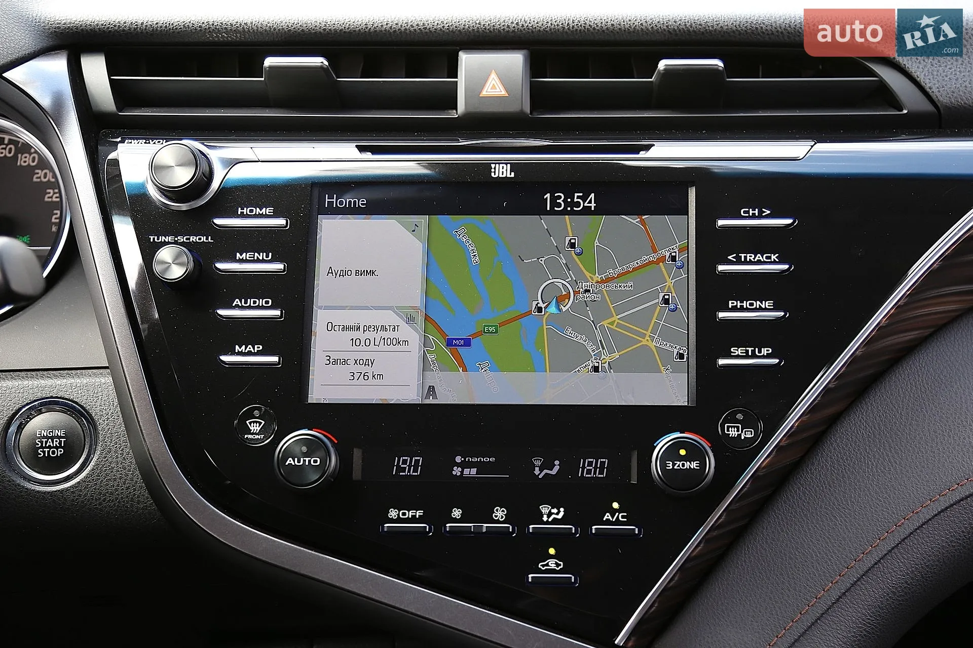 2017 Toyota Camry - мініатюра 17