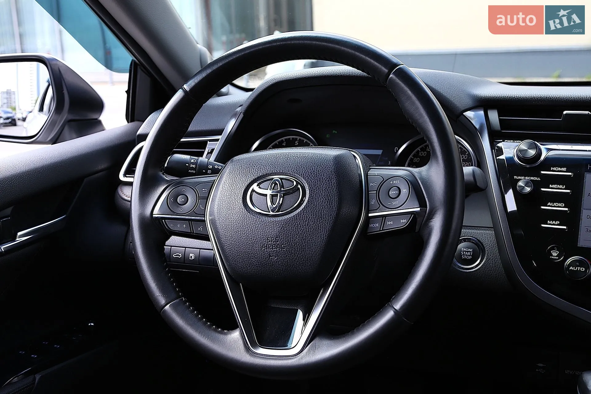 2017 Toyota Camry - мініатюра 14