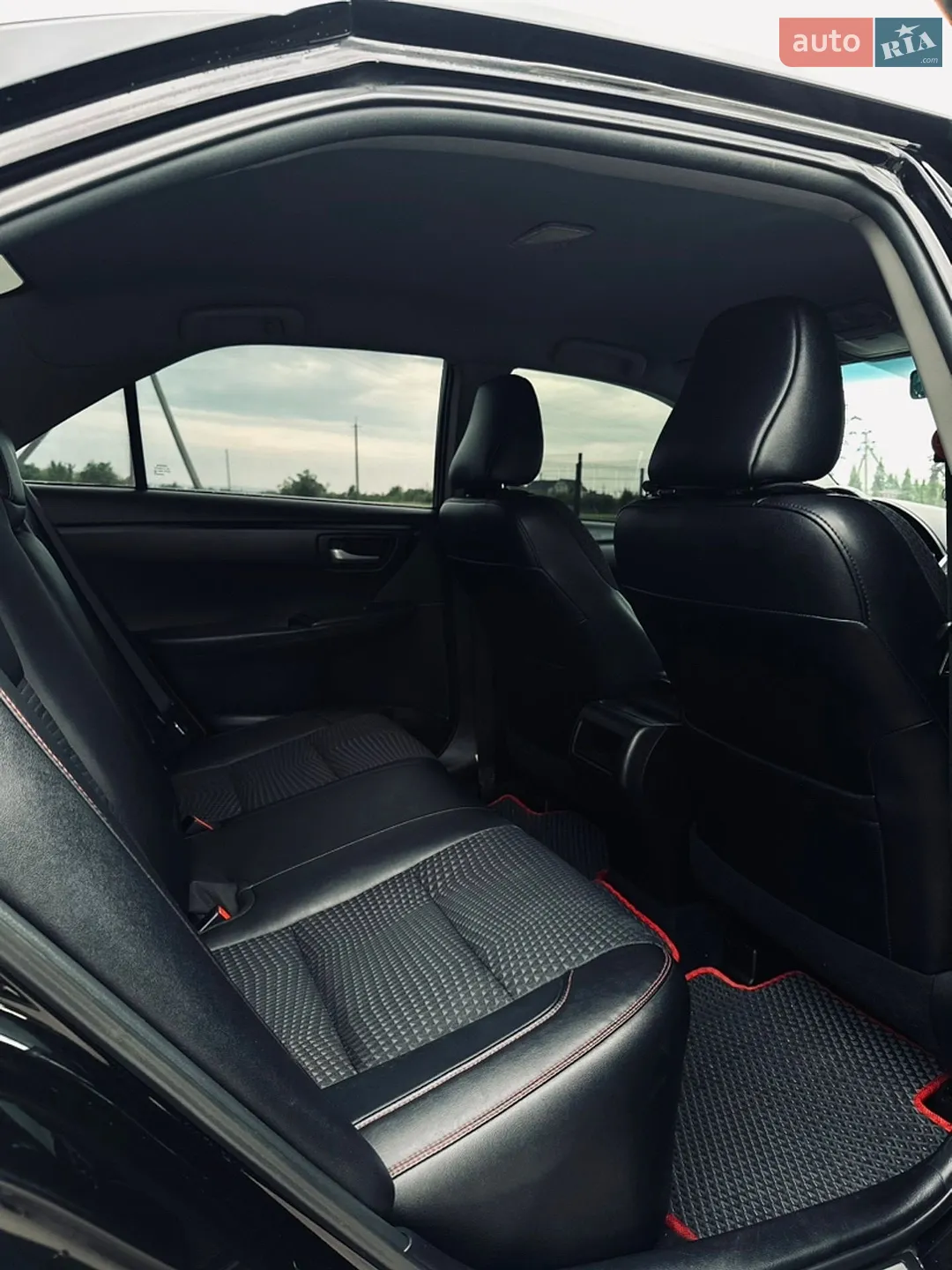 2015 Toyota Camry - мініатюра 9
