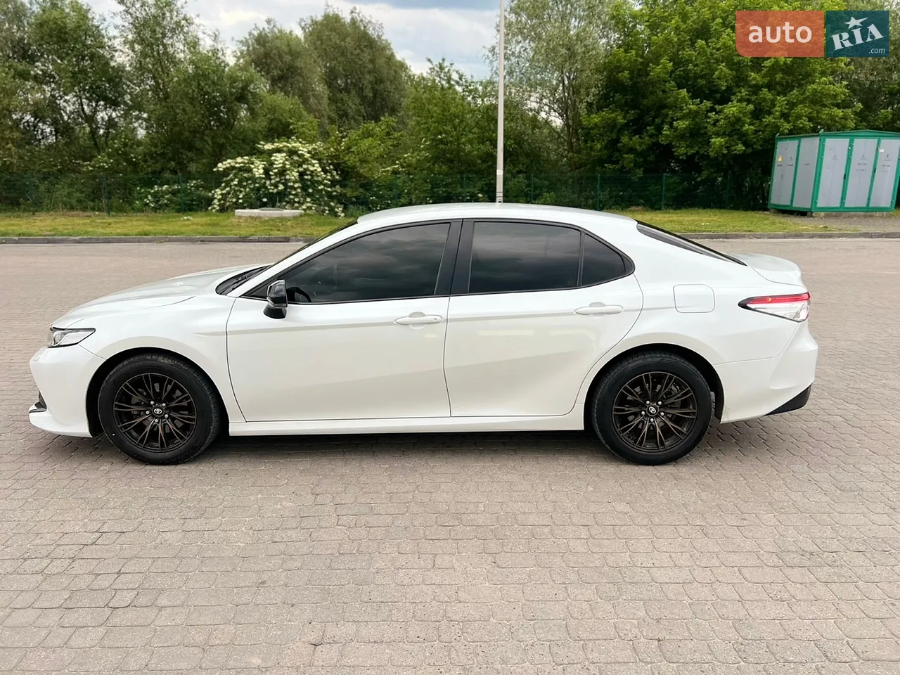 2017 Toyota Camry - мініатюра 18