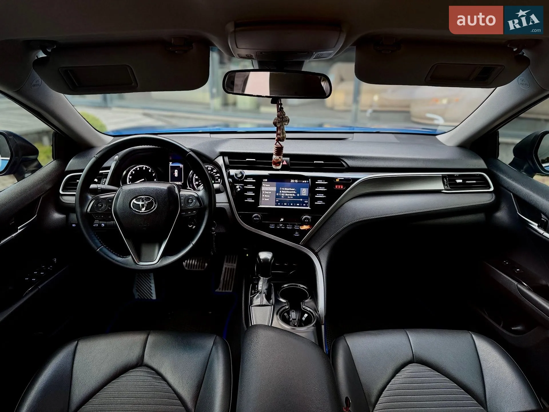 2017 Toyota Camry - мініатюра 13