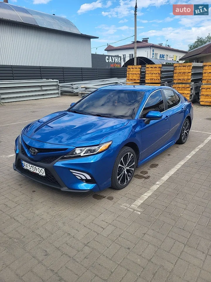 2018 Toyota Camry - мініатюра 11