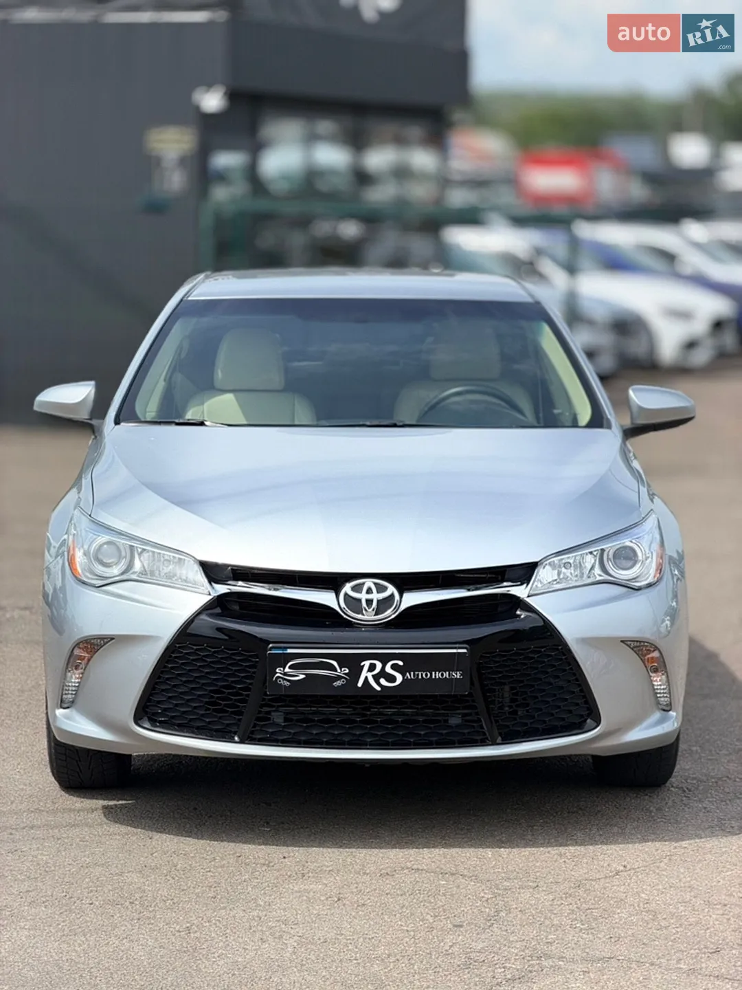 2017 Toyota Camry - мініатюра 3