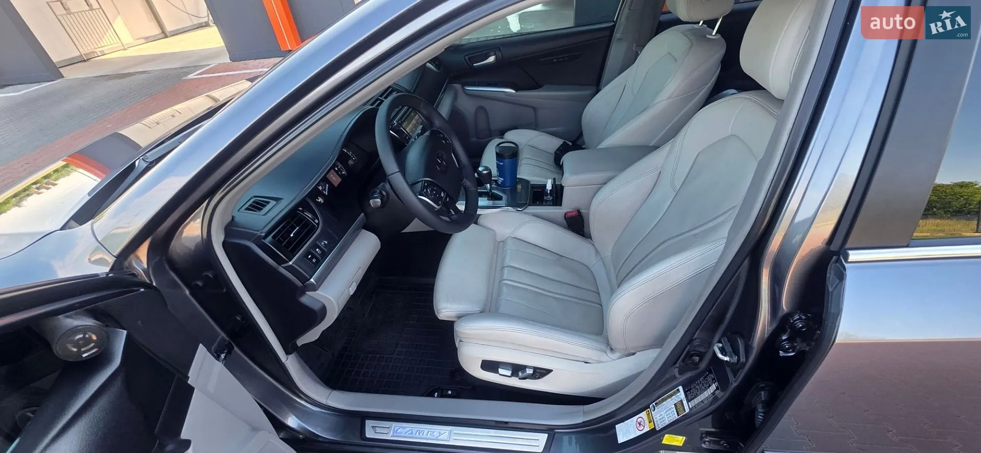 2014 Toyota Camry - мініатюра 27