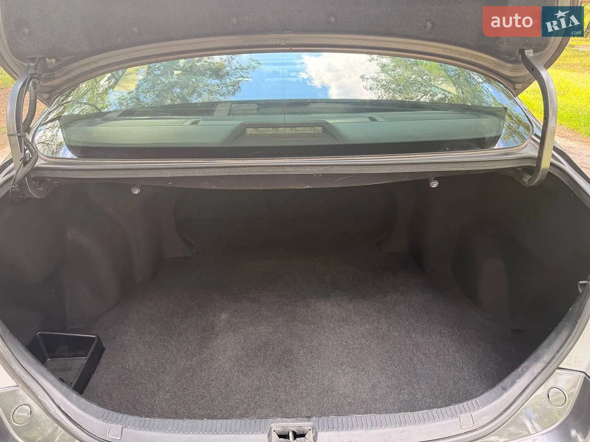 2011 Toyota Camry - мініатюра 35