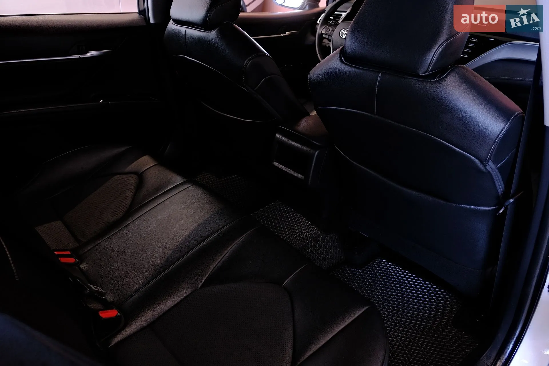 2018 Toyota Camry - мініатюра 36