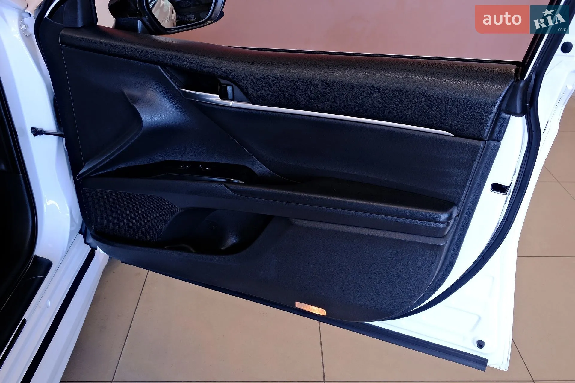 2018 Toyota Camry - мініатюра 41