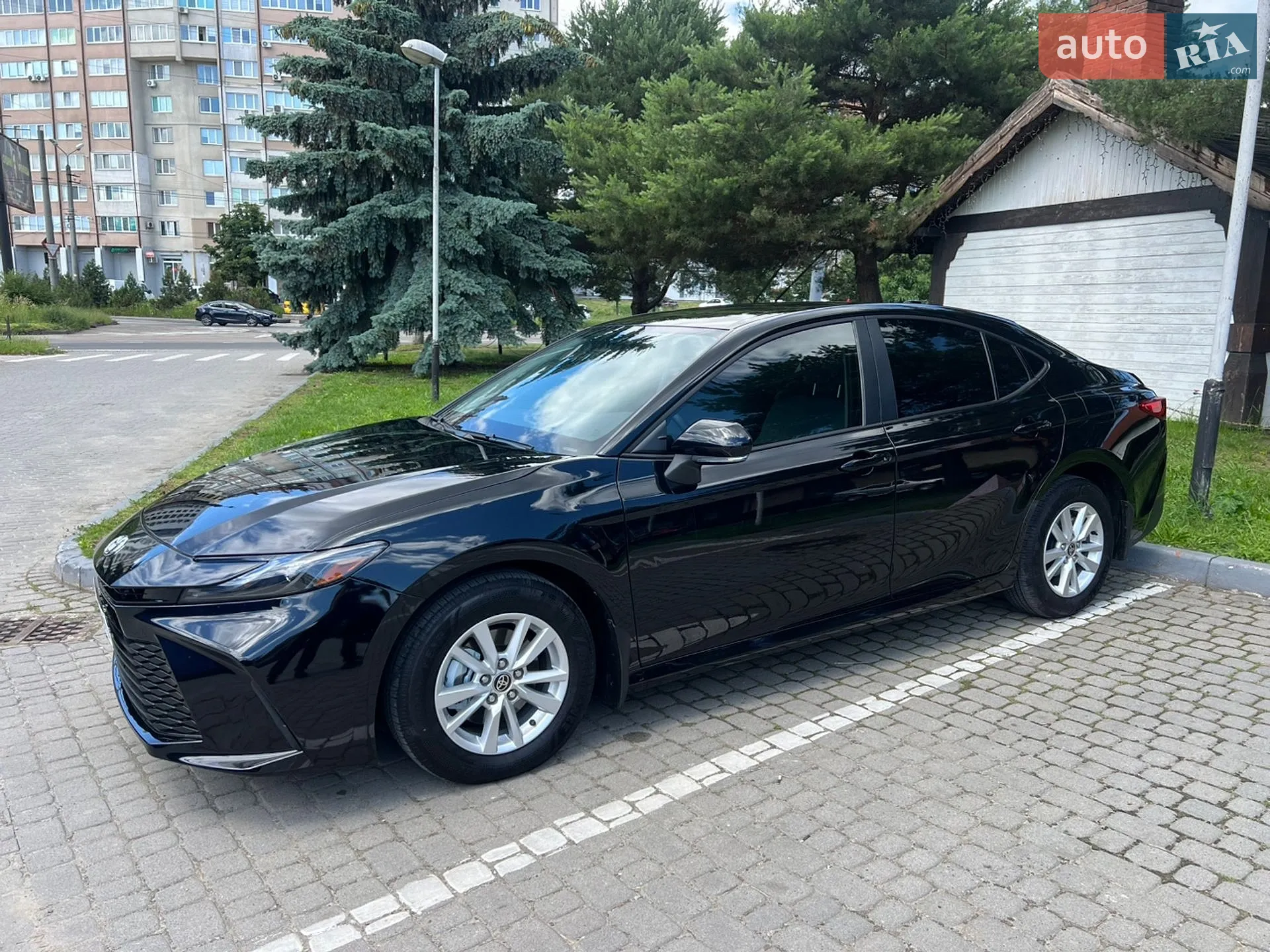 2024 Toyota Camry - мініатюра 3