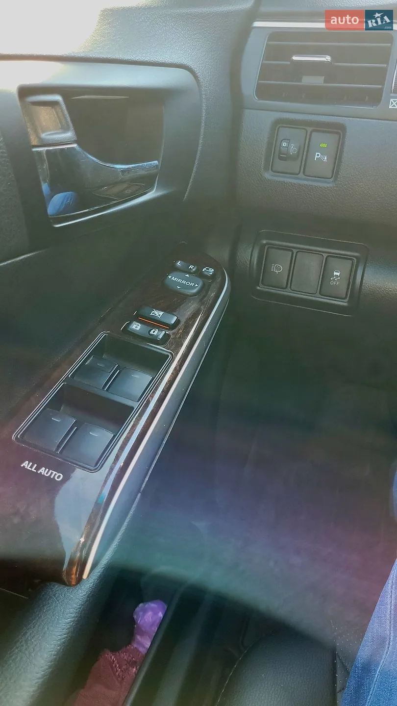2015 Toyota Camry - мініатюра 10