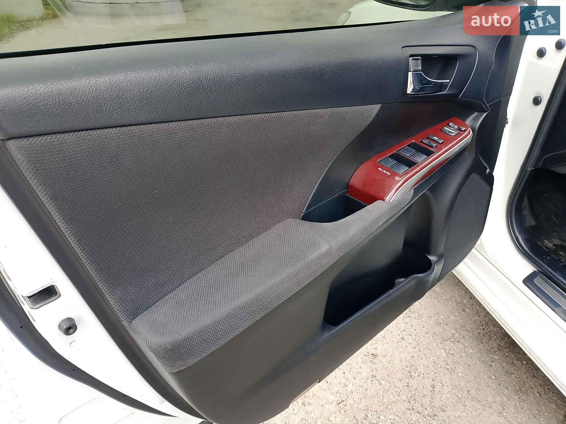 2011 Toyota Camry - мініатюра 16